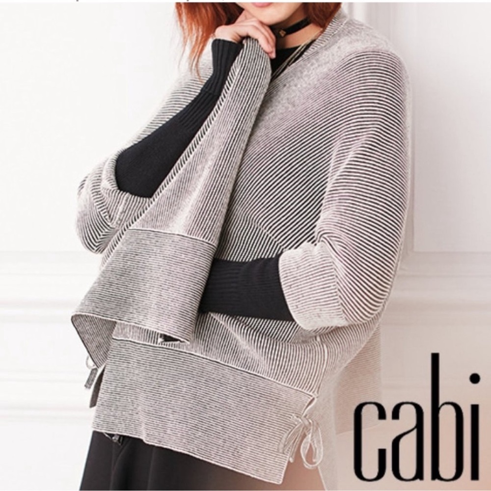 CAbi Cupid’s Cardy in black & white stripe, zip front. 3/4 sleeve, boxy fit Sz S - Picture 2 of 4